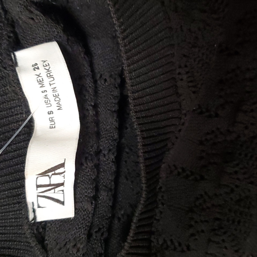 Zara Ruffled Knitted Sweater - Picture 5 of 5